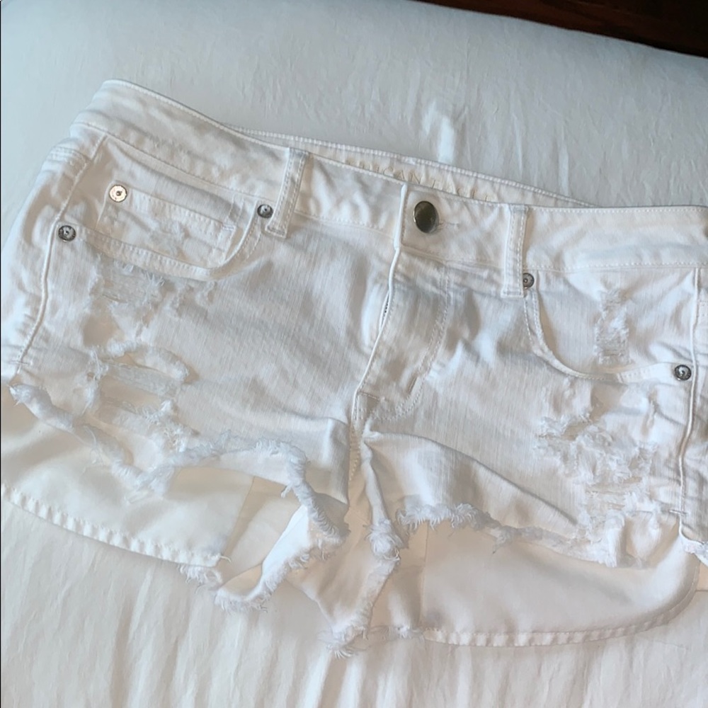 white jean shorts
